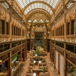 Parisi Udvar Budapest, Part Of Hyatt 5* Budapest