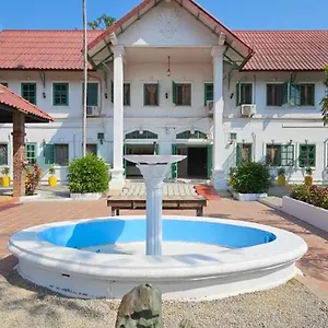 https://sabaidee-guesthouse.hotelsluangprabang.com
